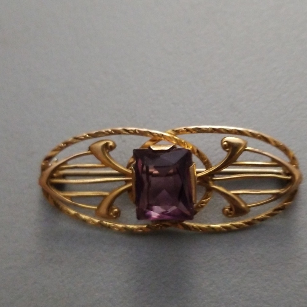 Vintage Pr. St Co 12kt Gold Filled Jeweled Pin View 2